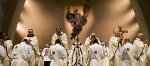 Phoenix Diocese ordains six priests 