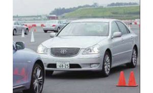 Toyota device aims to reduce rear collisions 