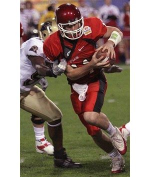 Utah trounces Pittsburgh in Fiesta Bowl 