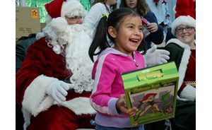 Santa Claus comes to Guadalupe 
