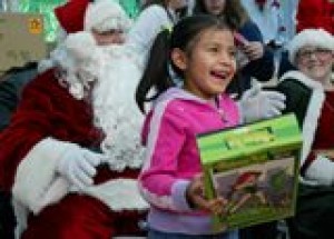 Santa Claus comes to Guadalupe 