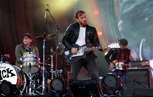 Dan Auerbach, Patrick Carney