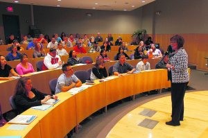 E.V. colleges see rising need for financial aid 
