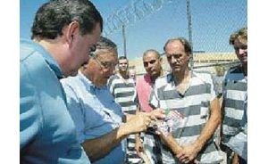 Mexican VIP tours Tent City Jail 