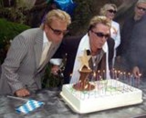 Show biz partners Siegfried, Roy honored 