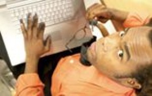 Blog away, but mention employer at your own risk 
