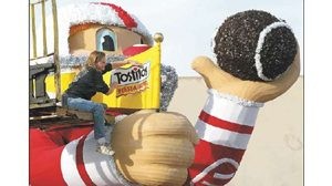 Fiesta Bowl Parade showcases ‘Arizona Treasures’ 