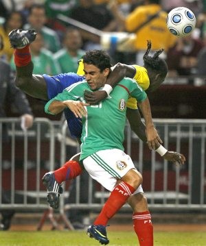 Mexico thrills its soccer fans with win 