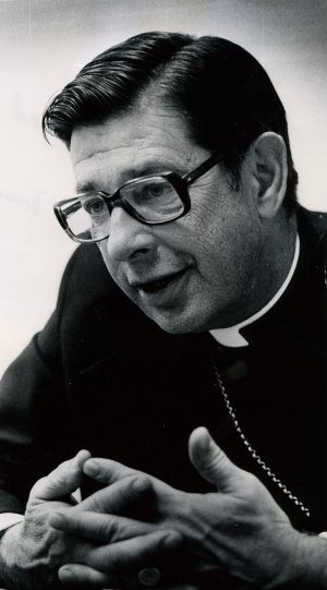Episcopal Bishop Heistand, 84, dies 
