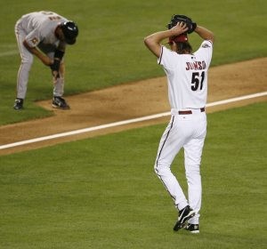 Johnson milestone spoiled as Giants sweep 