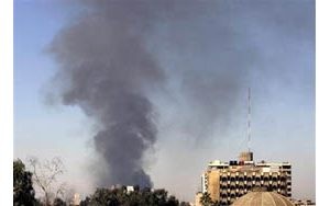 Car bombing kills dozens in Iraq 