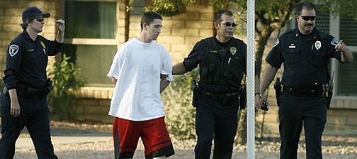 Bank heist suspect arrested after standoff 