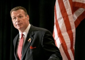 Hayworth defines race as tea party vs. D.C. 