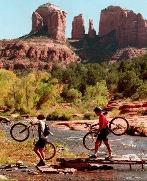 Take a scenic trip through Sedona 