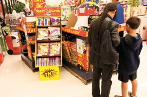 afn.122410.news.Fireworks8.jpg