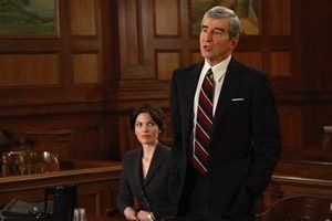 Waitress tells of Spector gun episode 