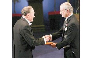 ASU economics professor receives Nobel Prize 