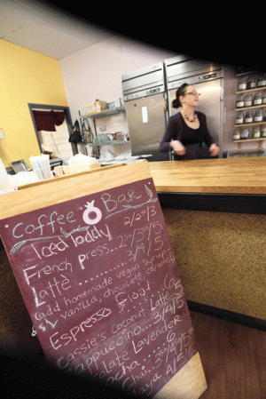 Vegetarian restaurant draws health-conscious crowds in AF 