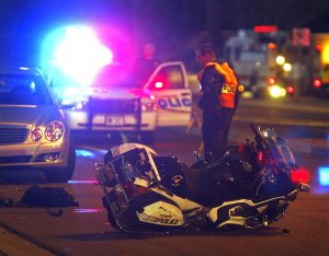 Motorcycle officer injured in Chandler crash 
