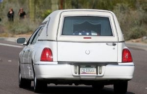 Thousands mourn loss of slain policeman 