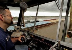 Flooding strands 100-plus barges on Mississippi 