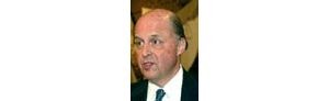 04/19 - Bush names Negroponte Iraq ambassador 