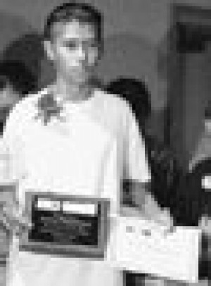 07/10 - Eighth-grader from Tempe wins $7,500 college scholarship 