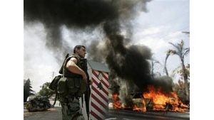 Arabs press Syria to help end violence 
