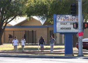 Crowd protests possible Mesa school closing 