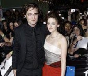 Fans flock to `Twilight' premiere in Los Angeles 