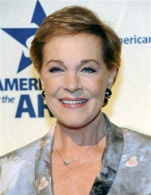 APNewsBreak: Andrews to succeed Cronkite on PBS 