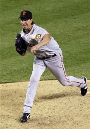 D'Backs chase Cain and beat Giants 