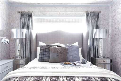 Homes-Designer-Wintry Decor