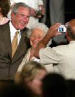 Bush cites 'obligation to enforce the border' 