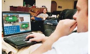 Online gambling tempts teens 