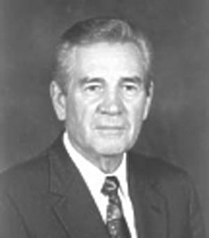 Former prison director Sam Lewis dies 