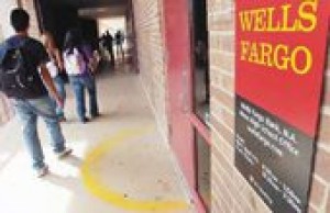 Wells Fargo goes to school in Mesa 