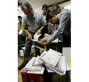 Mexico begins massive vote recount 