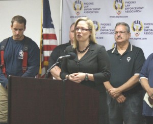 Stanton endorses Sinema