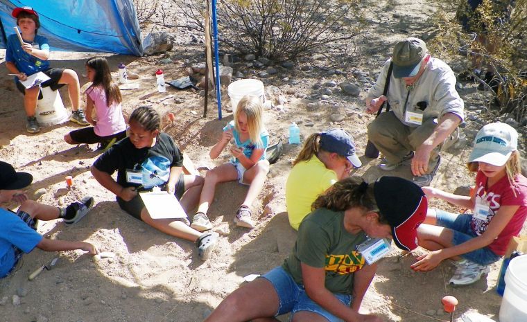 Jr Archaeologist Field Day