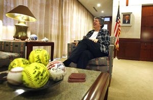 Gov. Napolitano at 50 looks forward, not back 