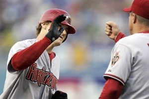 D-Backs hold off late rally by Dodgers for win, 8-7 