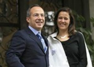 Calderon named Mexico's president-elect 