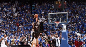 Iguodala's jumper helps Sixers stun Magic 
