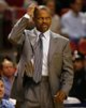 Suns replace coach Frank Johnson with D'Antoni 