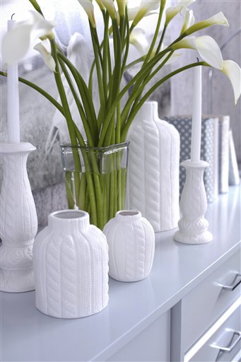 Homes-Designer-Wintry Decor