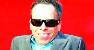 Warwick Davies