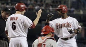 Petit, Diamondbacks blank Phillies 