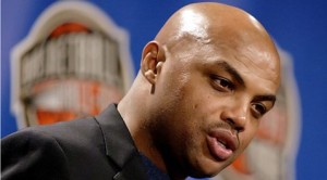 Barkley: Tiger changed number after accident 