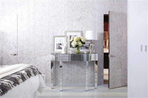 Homes-Designer-Wintry Decor